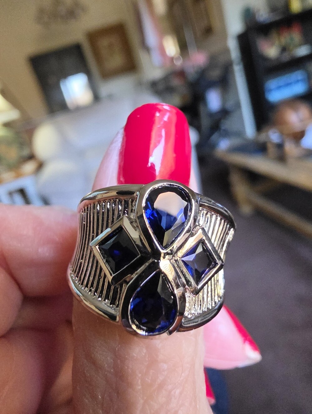 Vintage Sterling Silver .925 genuine Blue Sapphire Statement Ring.